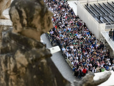 El papa Francisco ya descansa en Santa María