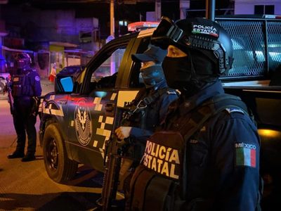 Matan a dos hombres y una mujer cerca de Xalapa; en Atoyac y Tuxpan hallan restos humanos
