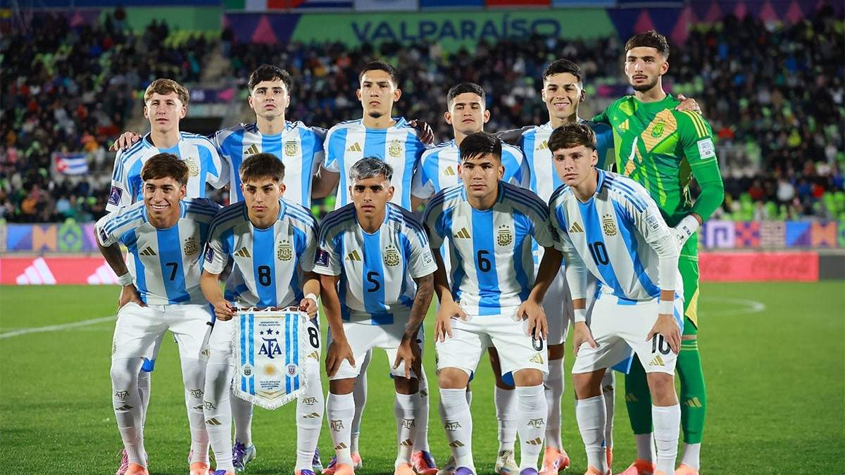 El debut argentino en el Sub 20 se vio empañado por un pésimo arbitraje.