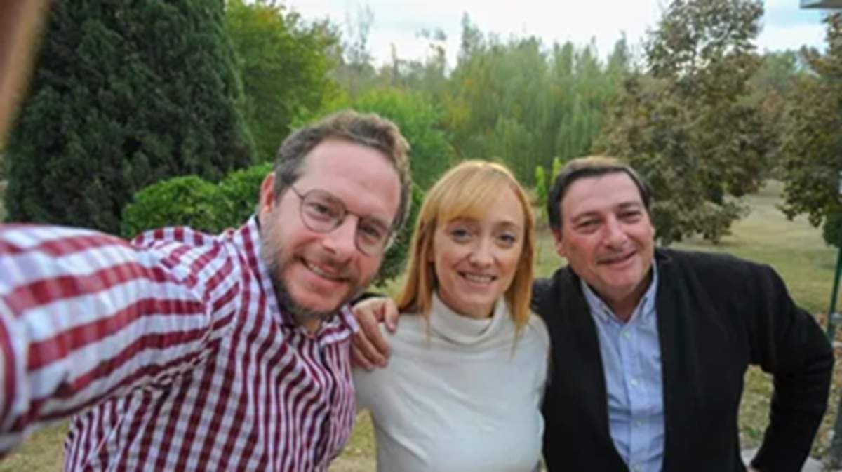 Lucas Ilardo, Anabel Fernández Sagasti y Omar Parisi.