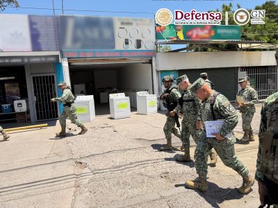 Titulares del Ejército y la Guardia Nacional supervisan operativos en Culiacán