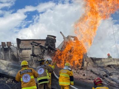 Suman ocho personas muertas por la explosión de la pipa con gas en Iztapalapa (Video)