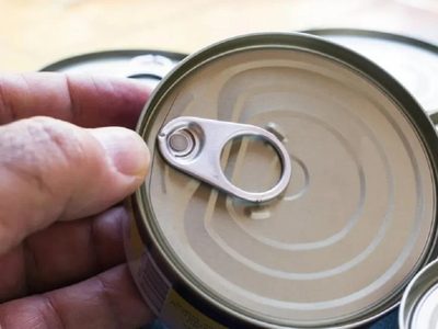 Guardá las latas de atún vacías: creá estos hermosos y súper útiles porta sahumerios con una onda bohemia