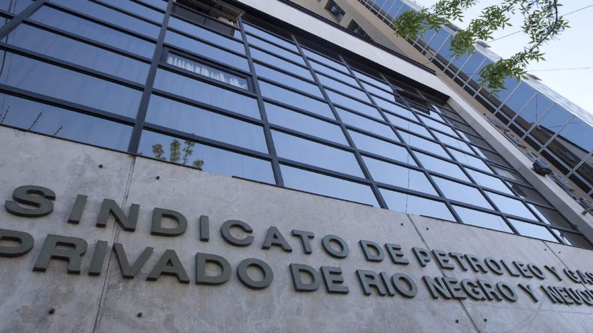 El Sindicato de Petroleros Privados tendrá un incremento en la vianda complementaria. Fuente: (Twitter)