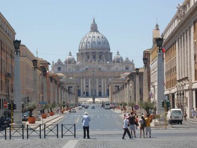 León XIV le quitó al Banco Vaticano la exclusividad sobre los fondos de la Santa Sede