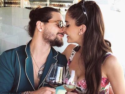 ¡Sin pudor! Natalia Barulich usa "reveladora" camisa y ¡Maluma no quiere nada!