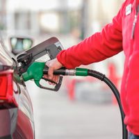 Autorizan aumento del 5% en los biocombustibles