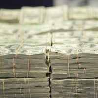 Dan más de un año de cárcel a dos banqueros de NL que mandaban millones de dólares de EU a México