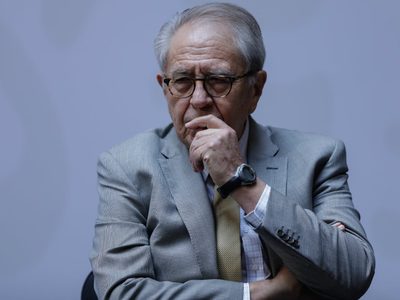 Jorge Alcocer, secretario de Salud, fue operado; AMLO dice que no es de gravedad