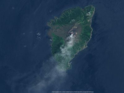 Volcán de Japón entra en erupción; es uno de los más activos del mundo