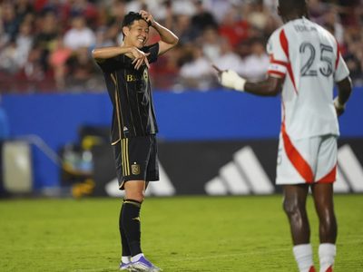 Son Heung-Min marca su primer gol en la MLS para ayudar al LAFC a empatar 1-1 con Dallas