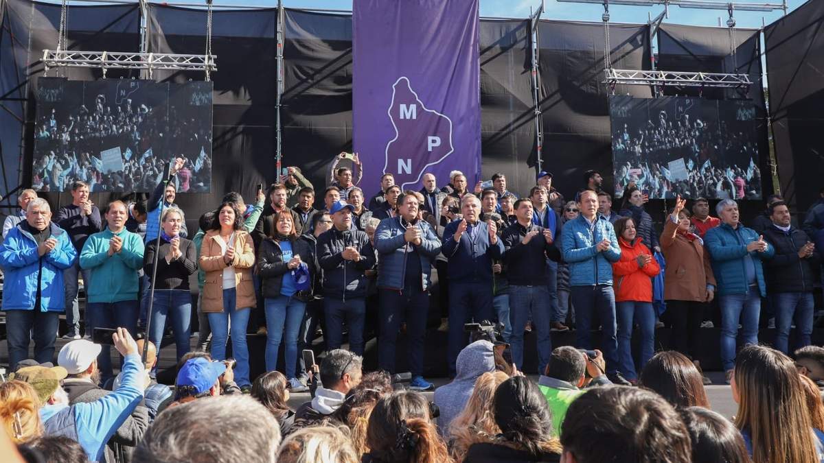 El acto de la Lista Azul en Villa El Chocón. Fuente: (Twitter)