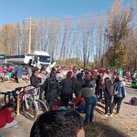 Padres y alumnos de la EPET 26 suspendieron corte de ruta: qué compromisos debe cumplir el Gobierno