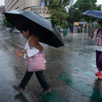 Llegó la primera onda tropical: lluvias fuertes y torbellinos de viernes a lunes en estas entidades