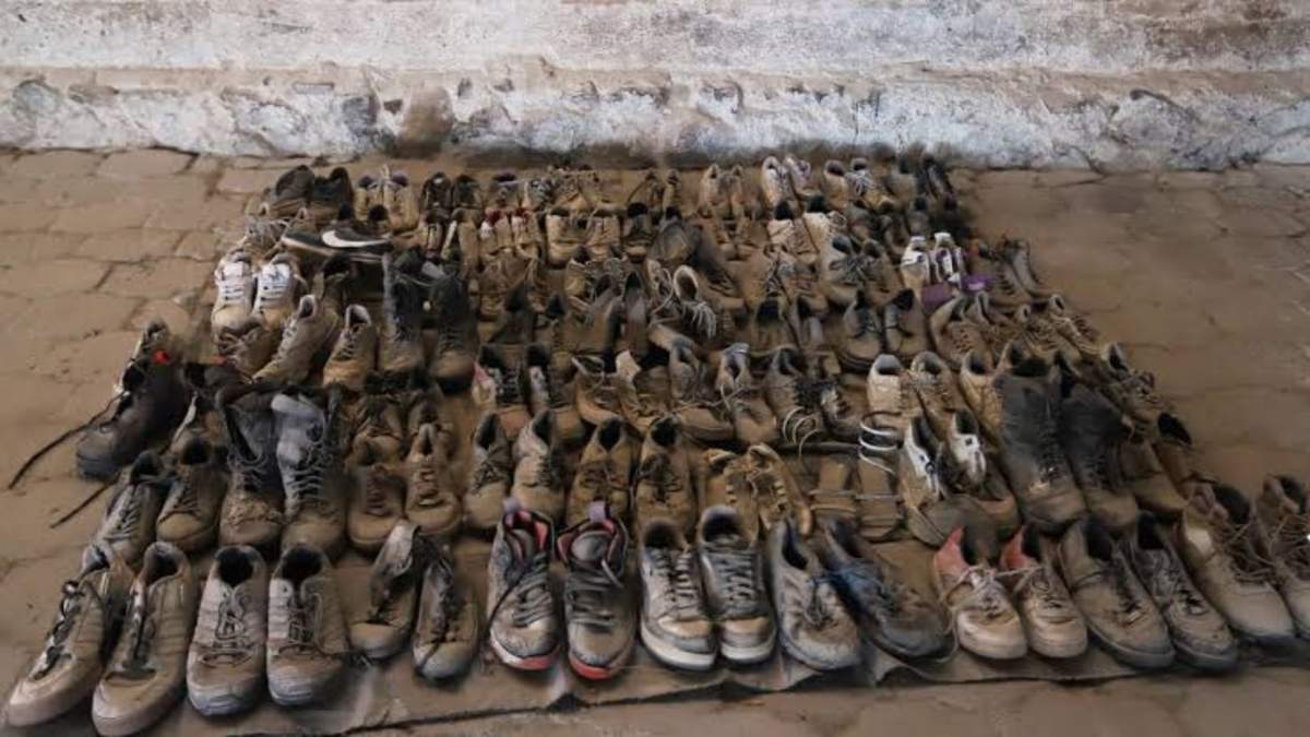Zapatos encontrados en el rancho de Teuchitlán, Jalisco