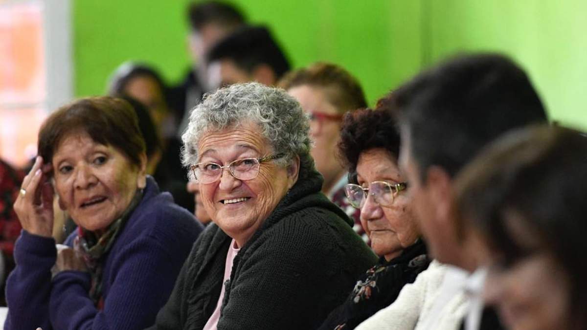 Los jubilados podrán pagar los créditos hasta en seis años. Fuente: (X)
