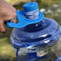No tires los bidones de agua vacíos: creá este canasto vintage para cualquier rincón de tu casa