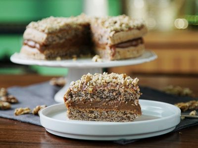 Torta de nuez: si querés comenzar la semana con el postrecito más rico, vas a amar esta receta