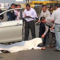 Delincuentes matan a conductor en pleno Circuito Interior y huyen en motocicleta