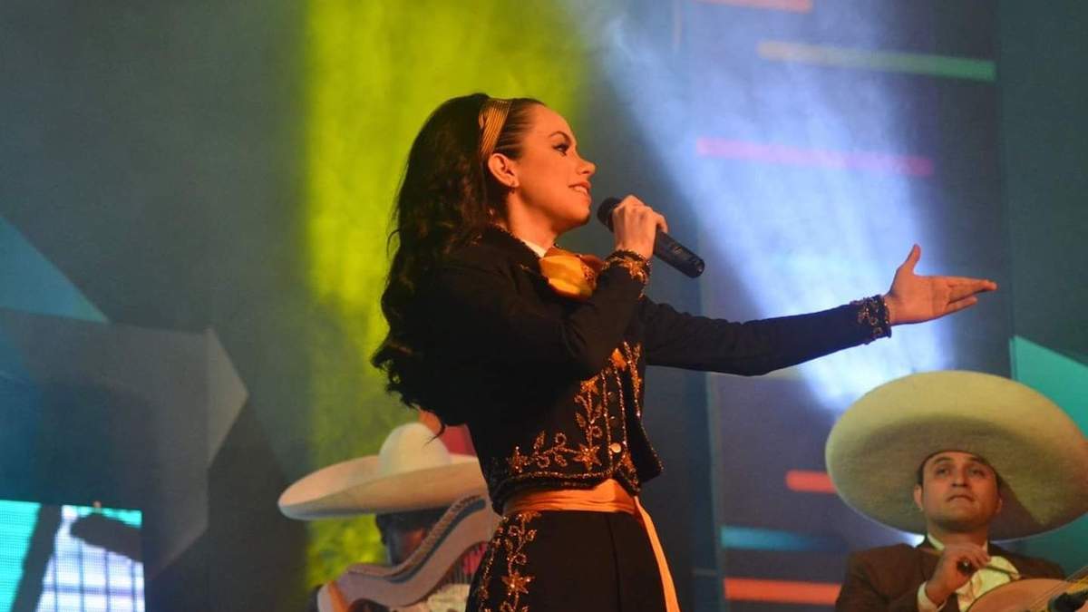 La cantante Yrma Lydia