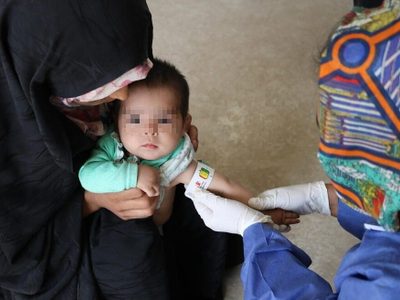 Dos bebés nacen cada minuto en Afganistán, un país que "se acerca al colapso": Save the Children