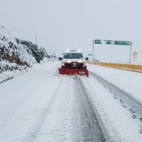 Por nevada, cierran La Rumorosa, en la carretera Tijuana-Mexicali