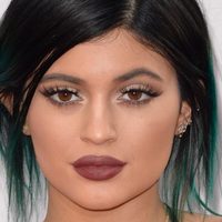¡Cuánta transparencia! Kylie Jenner y un vestido que te va a dejar sin aliento
