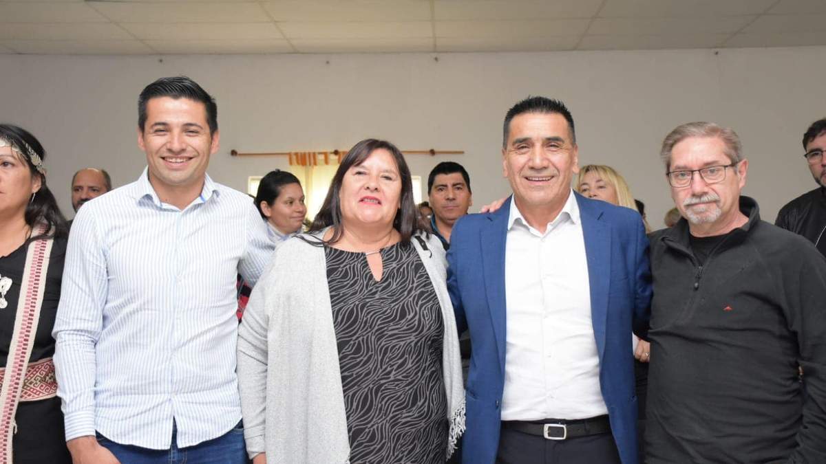 Ramón Rioseco y referentes locales. Fuente: (Facebook)