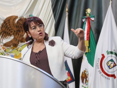 Fiscalía 'perdona” a tesorero de Padrés a cambio de una comparecencia a modo