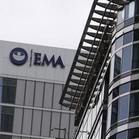 Filtran datos sobre la vacuna robados en hackeo a la Agencia Europea de Medicamentos