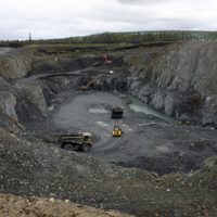 Exigen al gobierno federal pague adeudo a constructores de Guerrero