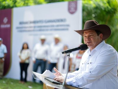 Yucatán mantiene bajo control el gusano barrenador con un 90% de recuperación: Gobernador Díaz Mena