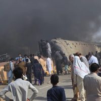 Atentado suicida cerca de una vía férrea en Pakistán deja al menos 23 muertos y más de 70 heridos