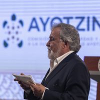 Bots libran "batalla de narrativas" sobre el caso Ayotzinapa