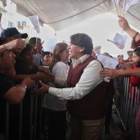 PRI presenta al INE pruebas contra Delfina Gómez por actos anticipados de campaña y pide que investigue