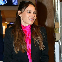 Pampita disfrutó de una noche a puro teatro en la calle Corrientes y fue a ver "El chat de mamis"
