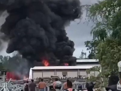 Se registra incendio en campamento del Tren Maya en Quintana Roo (Video)