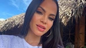 ¡PROHIBIDO HACER ZOOM! Natti Natasha y su "apertura total" para una fotito... ¡OJO!