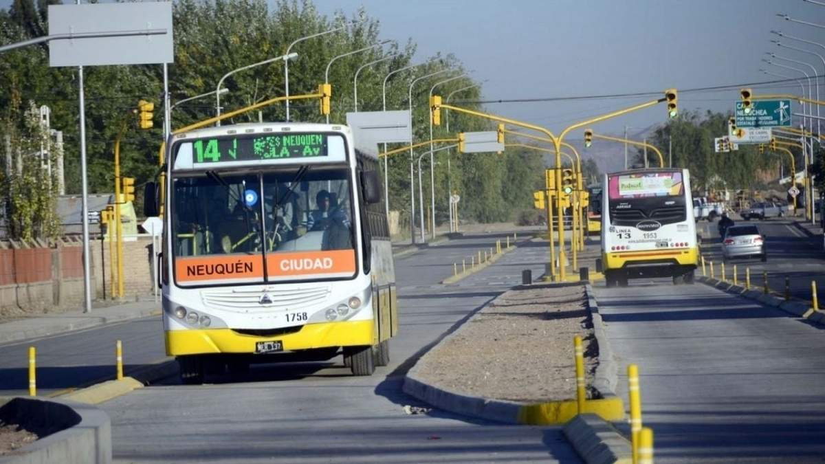 Transporte público en Neuquén Capital. Fuente (Facebook).
