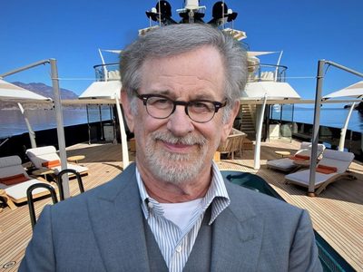 Tasado en 160 millones de dólares: así es el yate que Steven Spielberg tiene a la venta