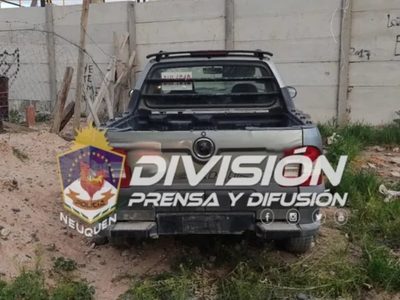 La Policía recuperó una camioneta robada en el barrio Confluencia