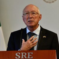 México y Estados Unidos son “socios para siempre”, dice el embajador Ken Salazar tras encuentro con AMLO