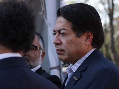 Sucesión presidencial en Morena arranca en julio y será por encuestas: Mario Delgado
