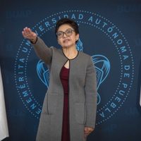 Lilia Cedillo toma protesta como primera mujer rectora de la BUAP