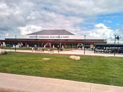 Detectan goteras en el techo del aeropuerto de Tulum inaugurado hoy por AMLO (Videos)