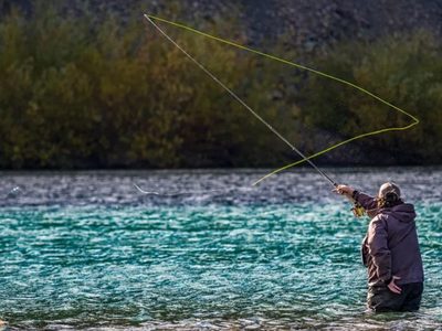 Neuquén entregó más de mil permisos para la pesca deportiva en las primeras horas