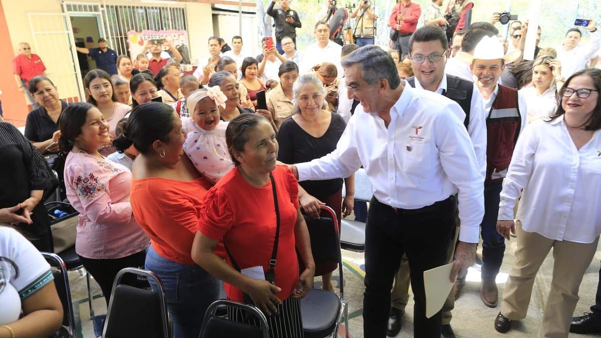 Américo pone en marcha internet satelital para escuelas de zonas rurales