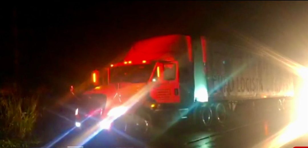Tráiler ver2