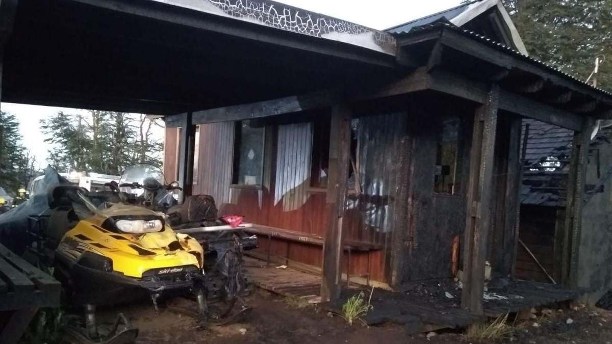 Un incendio en la base de Las Pendientes destruyó el restaurante. Fuente: (FM de La Montaña)