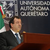 Gestión de Gilberto Herrera en la UAQ habría tenido desvío de 300 millones de pesos